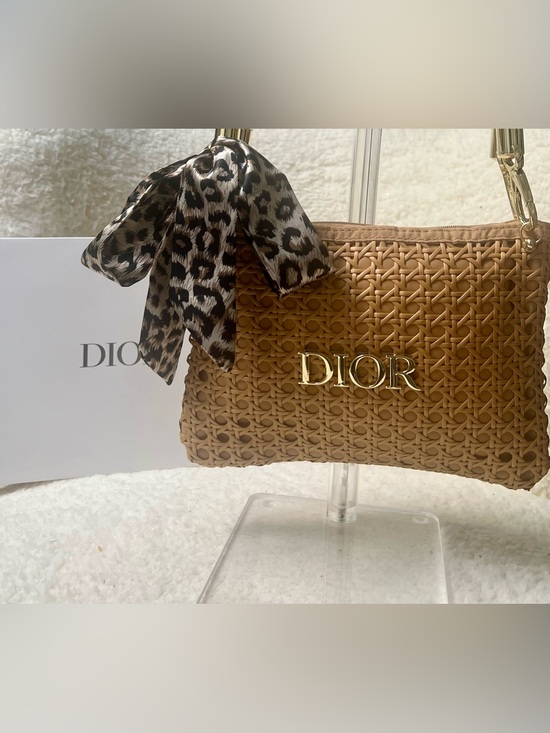 Dior Handbags - Rare Dior Natural Rattan Upcycled Beauty to Handbag with Removable Straps